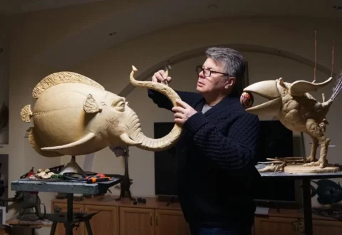 Oleg Pinchuk and his sculpture